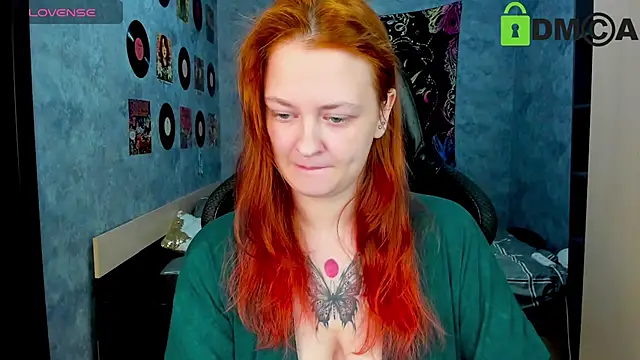 Snapshot of madness_lia chatting on February 2025 12:59:01 PM madness lia online show from February 2025 12:59:01 PM