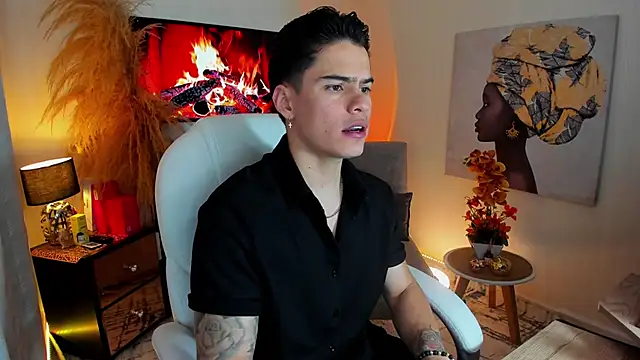 Snapshot of Matias_Murrier chatting on November 2025 12:37:02 PM Matias Murrier online show from November 2025 12:37:02 PM