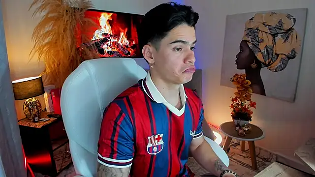 Snapshot of Matias_Murrier chatting on December 2025 12:54:01 PM Matias Murrier online show from December 2025 12:54:01 PM