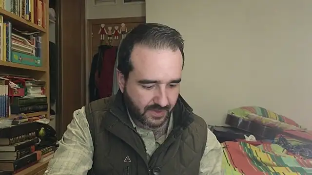 curiosillo83 online show from February 2026 03:49:02 PM