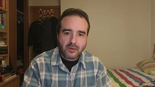 curiosillo83 online show from February 2026 03:32:01 PM