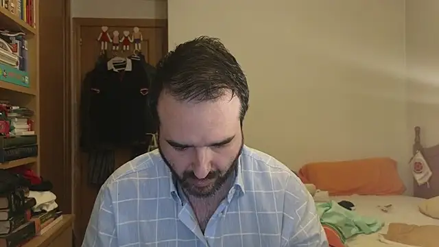 Snapshot of curiosillo83 chatting on June 2026 10:25:02 AM curiosillo83 online show from June 2026 10:25:02 AM