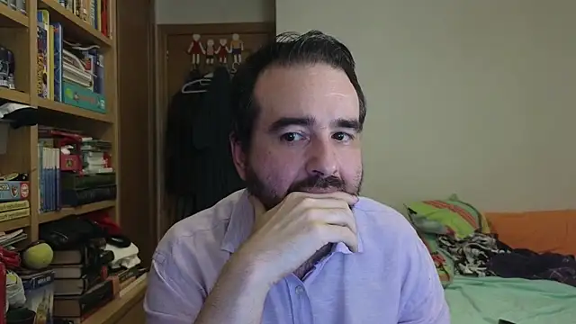 Snapshot of curiosillo83 chatting on July 2026 03:40:02 PM curiosillo83 online show from July 2026 03:40:02 PM