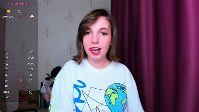 Snapshot of KindHazelHere_ chatting on March 2025 10:51:01 AM KindHazelHere online show from March 2025 10:51:01 AM