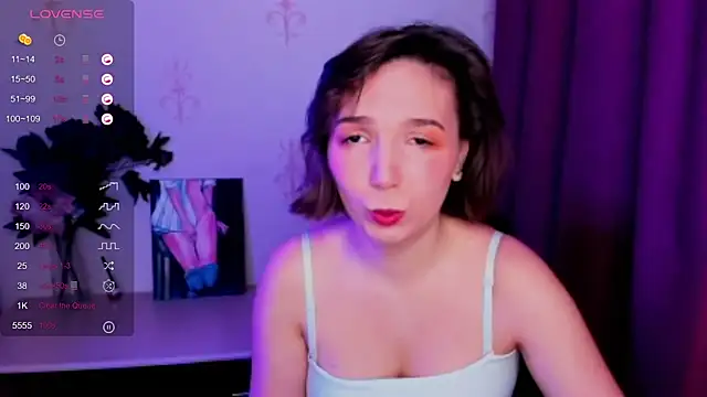 Snapshot of KindHazelHere_ chatting on October 2025 08:22:02 AM KindHazelHere online show from October 2025 08:22:02 AM