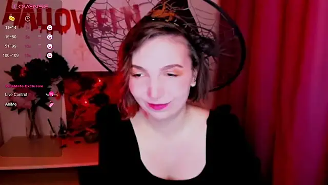 Snapshot of KindHazelHere_ chatting on October 2025 08:38:01 AM KindHazelHere online show from October 2025 08:38:01 AM