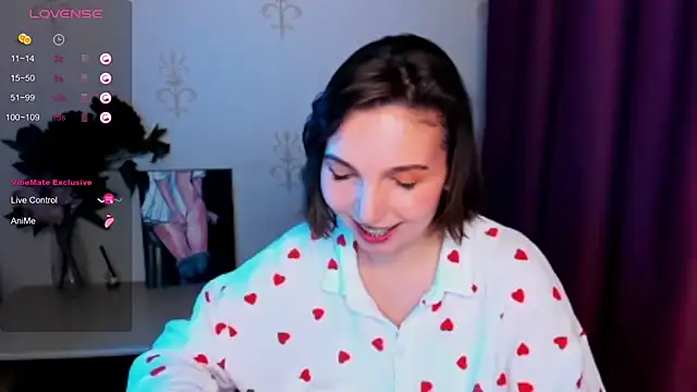 Snapshot of KindHazelHere_ chatting on October 2025 08:53:02 PM KindHazelHere online show from October 2025 08:53:02 PM