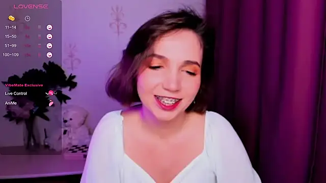 Snapshot of KindHazelHere_ chatting on November 2025 10:15:02 PM KindHazelHere online show from November 2025 10:15:02 PM