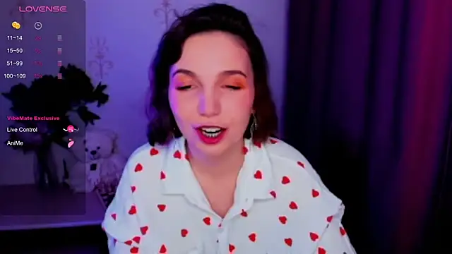 Snapshot of KindHazelHere_ chatting on November 2025 07:13:02 PM KindHazelHere online show from November 2025 07:13:02 PM