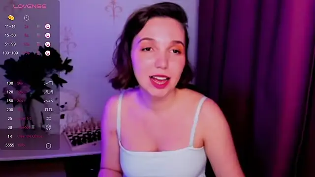 Snapshot of KindHazelHere_ chatting on November 2025 07:41:02 AM KindHazelHere online show from November 2025 07:41:02 AM