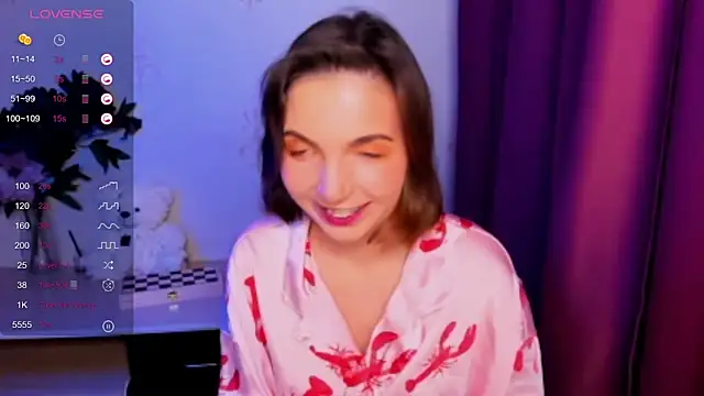 Snapshot of KindHazelHere_ chatting on December 2025 03:27:02 PM KindHazelHere online show from December 2025 03:27:02 PM