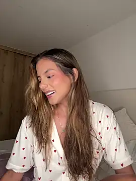 Bella cutte  online show from November 2025 01:17:02 AM