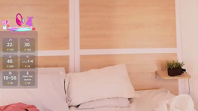  nickypurple  online show from November 2025 07:12:01 PM