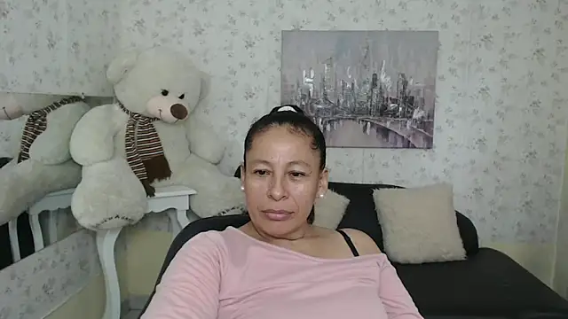 mature martina online show from May 2026 09:22:01 PM