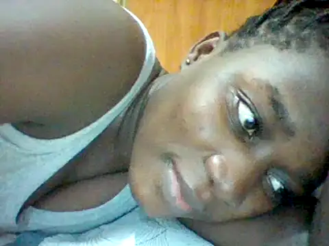 Snapshot of Alessandrajenna chatting on March 2025 09:05:02 PM Alessandrajenna online show from March 2025 09:05:02 PM