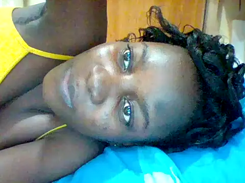 Snapshot of Alessandrajenna chatting on September 2025 04:40:01 PM Alessandrajenna online show from September 2025 04:40:01 PM