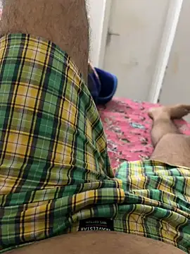 Snapshot of yourheroforfun chatting on February 2025 07:19:02 PM yourheroforfun online show from February 2025 07:19:02 PM