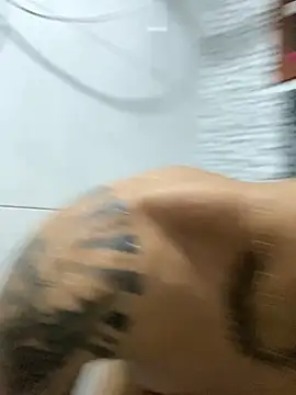 Gust027 online show from April 2026 01:08:01 AM