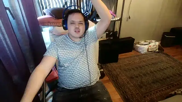 Snapshot of Bebemickey75 chatting on February 2025 01:41:02 PM Bebemickey75 online show from February 2025 01:41:02 PM