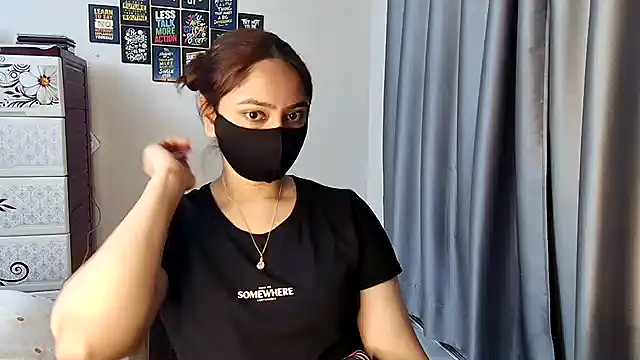 Snapshot of Sima--Roy chatting on July 2026 03:15:01 PM Sima--Roy online show from July 2026 03:15:01 PM