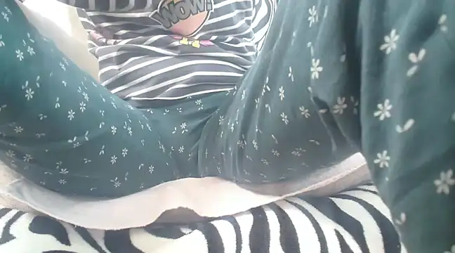 Snapshot of Web_Lady chatting on February 2025 06:39:01 AM Web Lady online show from February 2025 06:39:01 AM