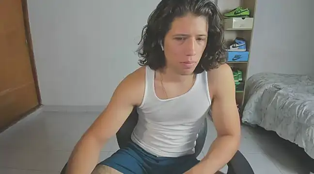 imtonny19 online show from March 2025 02:04:01 AM