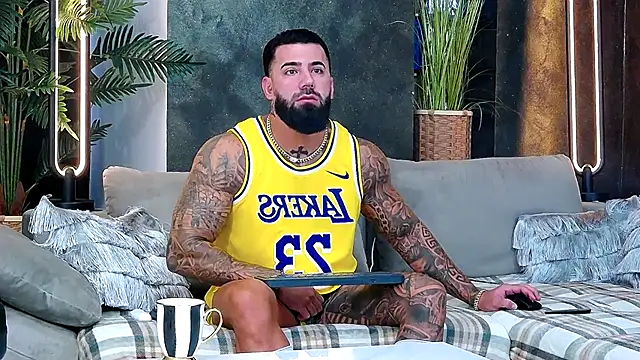 masterkingofmusclee online show from November 2025 08:46:02 AM