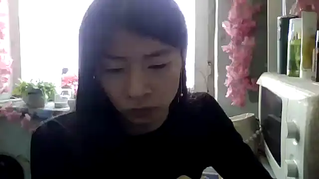 CarlyJoy online show from October 2025 09:21:02 AM