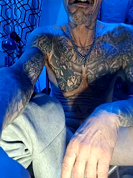 deepstroker42071 online show from November 2025 04:34:01 AM