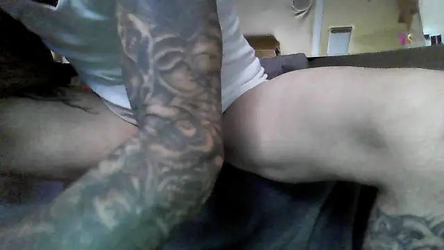 Snapshot of deepstroker42071 chatting on April 2026 03:31:02 PM deepstroker42071 online show from April 2026 03:31:02 PM
