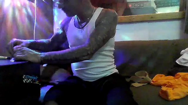 Snapshot of deepstroker42071 chatting on April 2026 09:47:01 AM deepstroker42071 online show from April 2026 09:47:01 AM