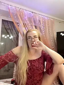 Snapshot of stiflers_momy chatting on January 2025 10:30:02 PM stiflers momy online show from January 2025 10:30:02 PM