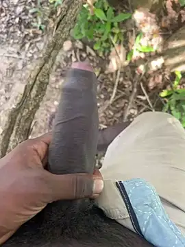 Yurt000 online show from March 2025 07:52:02 AM