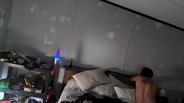 Bi curious86 online show from November 2025 06:55:01 AM