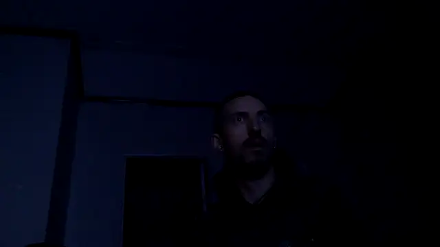 Bi curious86 online show from December 2025 08:41:01 AM