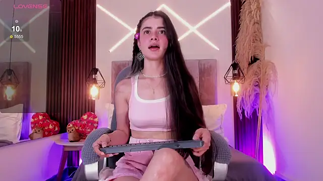 dasha-rodrigues online show from June 2026 02:33:01 PM
