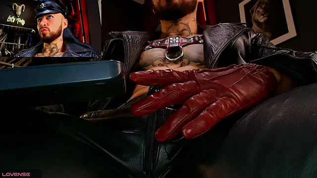 billyMayer  online show from November 2025 12:22:01 PM