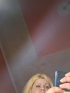 Snapshot of ducicsajsziii chatting on January 2025 01:31:01 PM ducicsajsziii online show from January 2025 01:31:01 PM