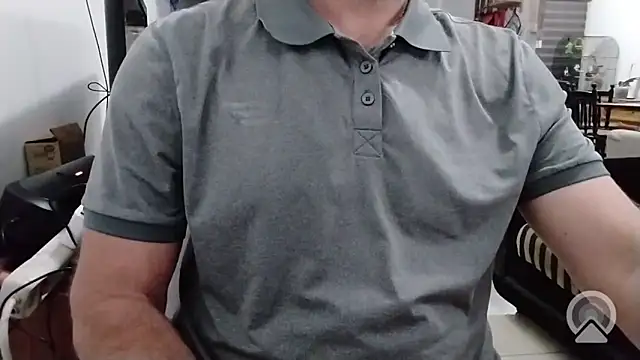 Snapshot of Ivanxx712 chatting on October 2025 01:14:02 AM Ivanxx712 online show from October 2025 01:14:02 AM