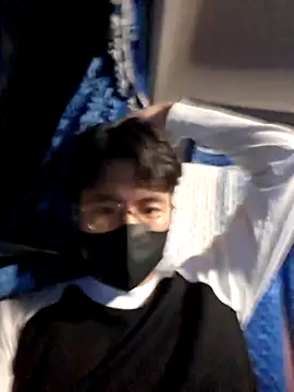 Gwencloudy online show from March 2026 12:43:01 PM