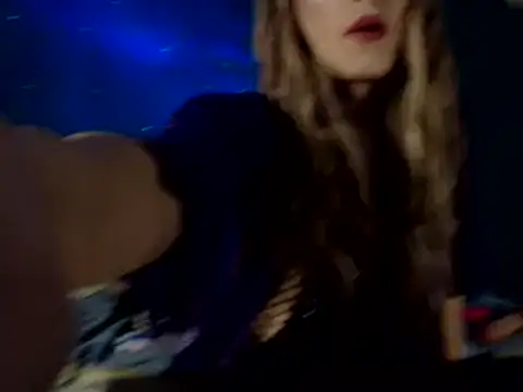 Karendolly  8 online show from December 2025 07:09:01 PM