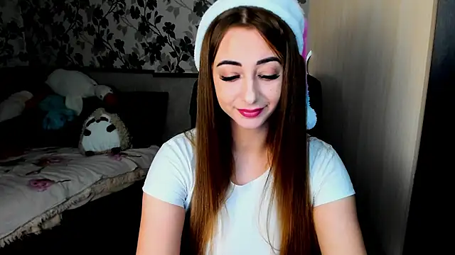 Snapshot of weakness4u chatting on December 2024 02:33:01 AM weakness4u online show from December 2024 02:33:01 AM