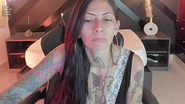 dark gotica online show from March 2026 07:10:02 PM