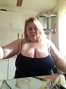 AriannaMilf online show from November 2025 09:59:02 AM