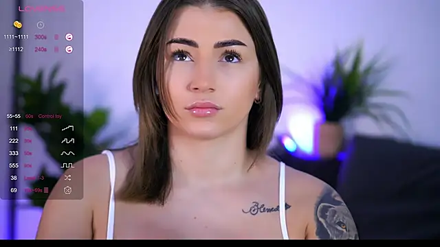 AishaCarter online show from October 2025 05:04:02 PM