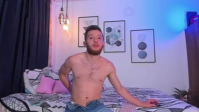 Snapshot of Juan_Castano chatting on December 2024 11:39:02 AM Juan Castano online show from December 2024 11:39:02 AM