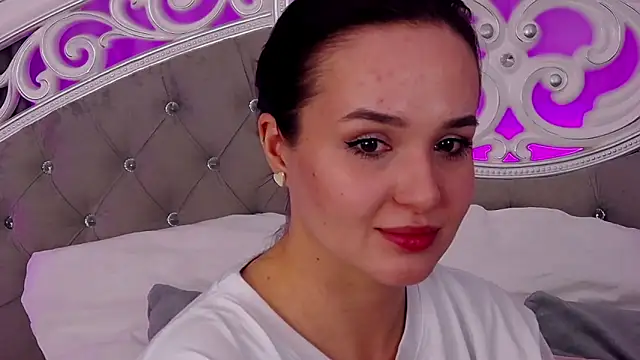 MeIisaLove online show from March 2026 06:27:02 PM