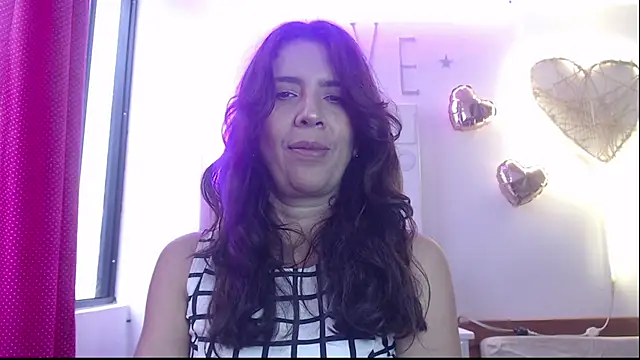 Victoria meester online show from February 2025 02:32:01 PM