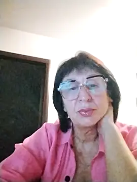 AlbinaXPretty online show from December 2025 05:08:02 PM