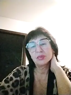 AlbinaXPretty online show from December 2025 05:55:02 PM